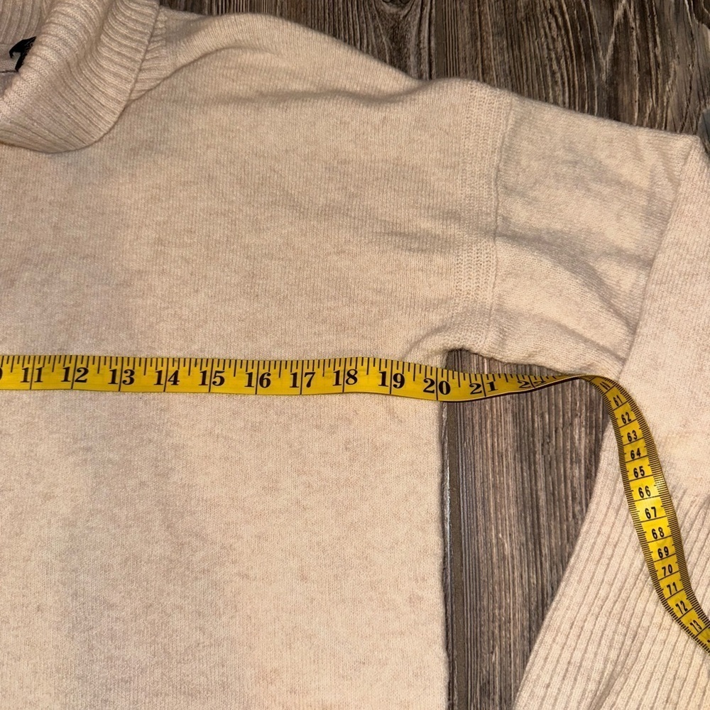 J. Crew Oversized Cream Turtleneck Soft Yarn Blend - Picture 8 of 9